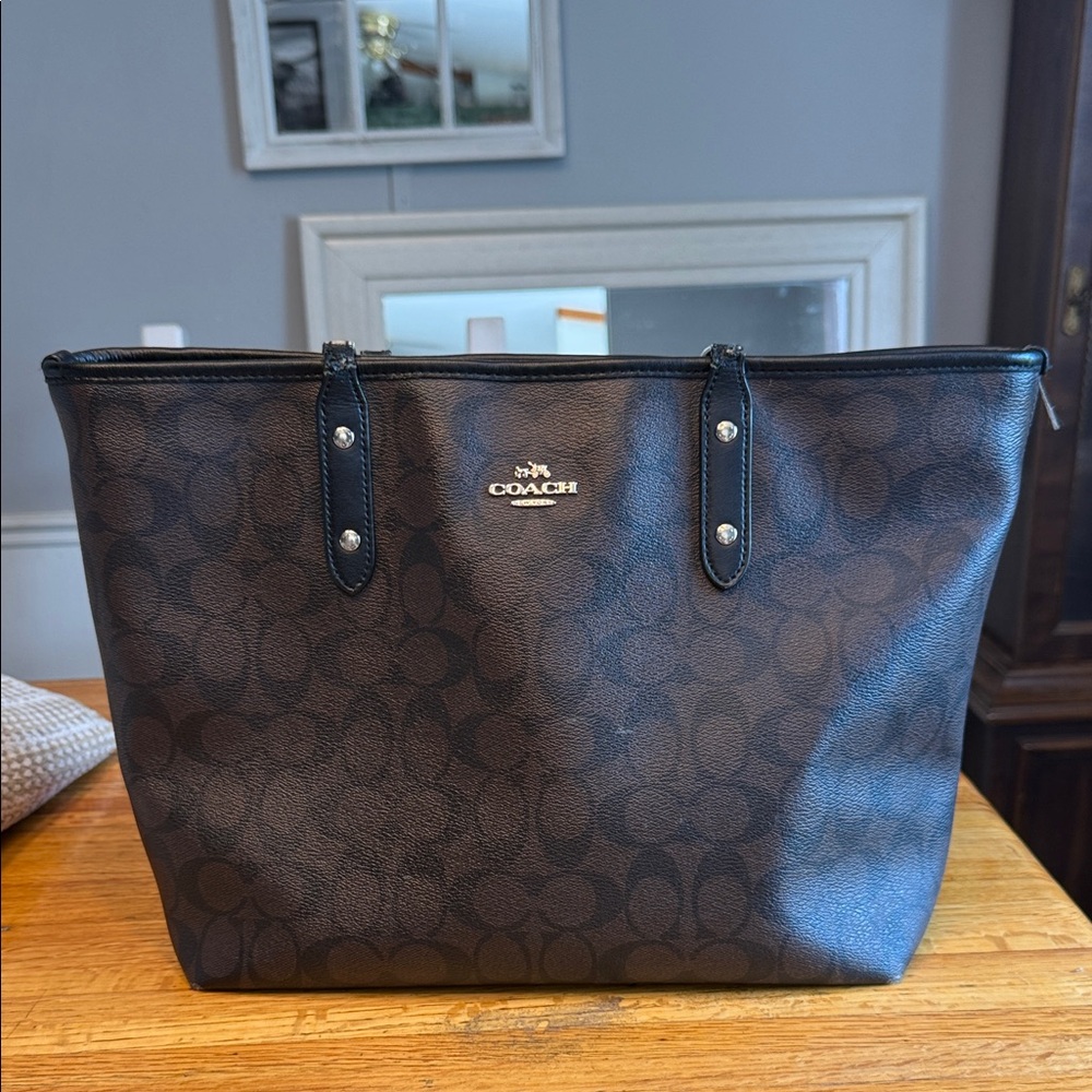 Coach Signature Black and Brown Tote